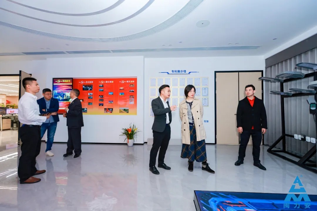 1728982623302212.jpg 640 (1).jpg